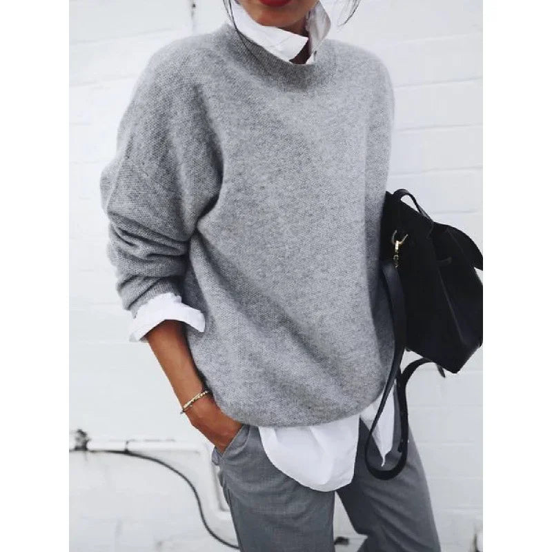 Sweter damski oversize – klasyczna szarość™